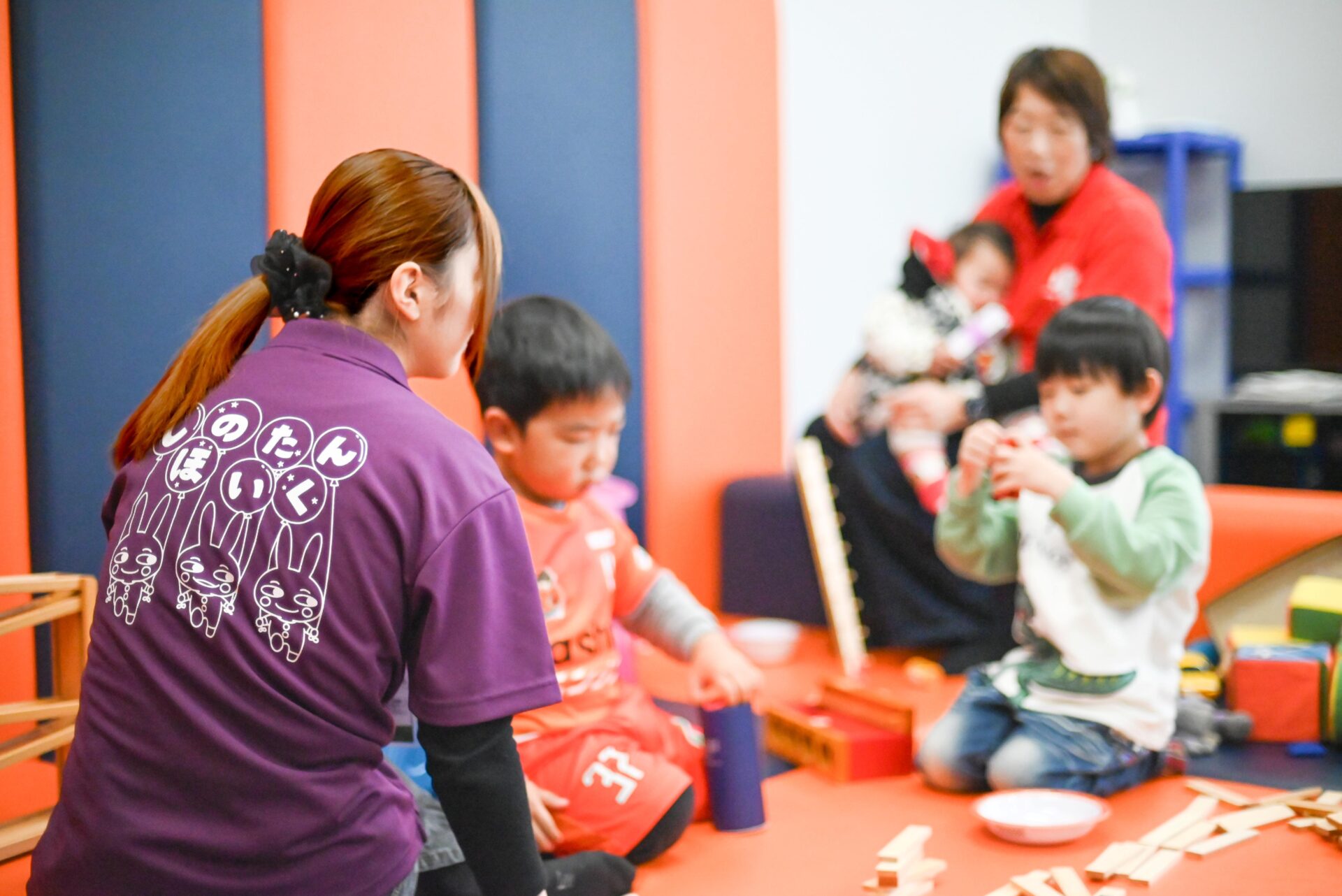 保育科が愛媛FCホームゲームで託児ボランティアを実施