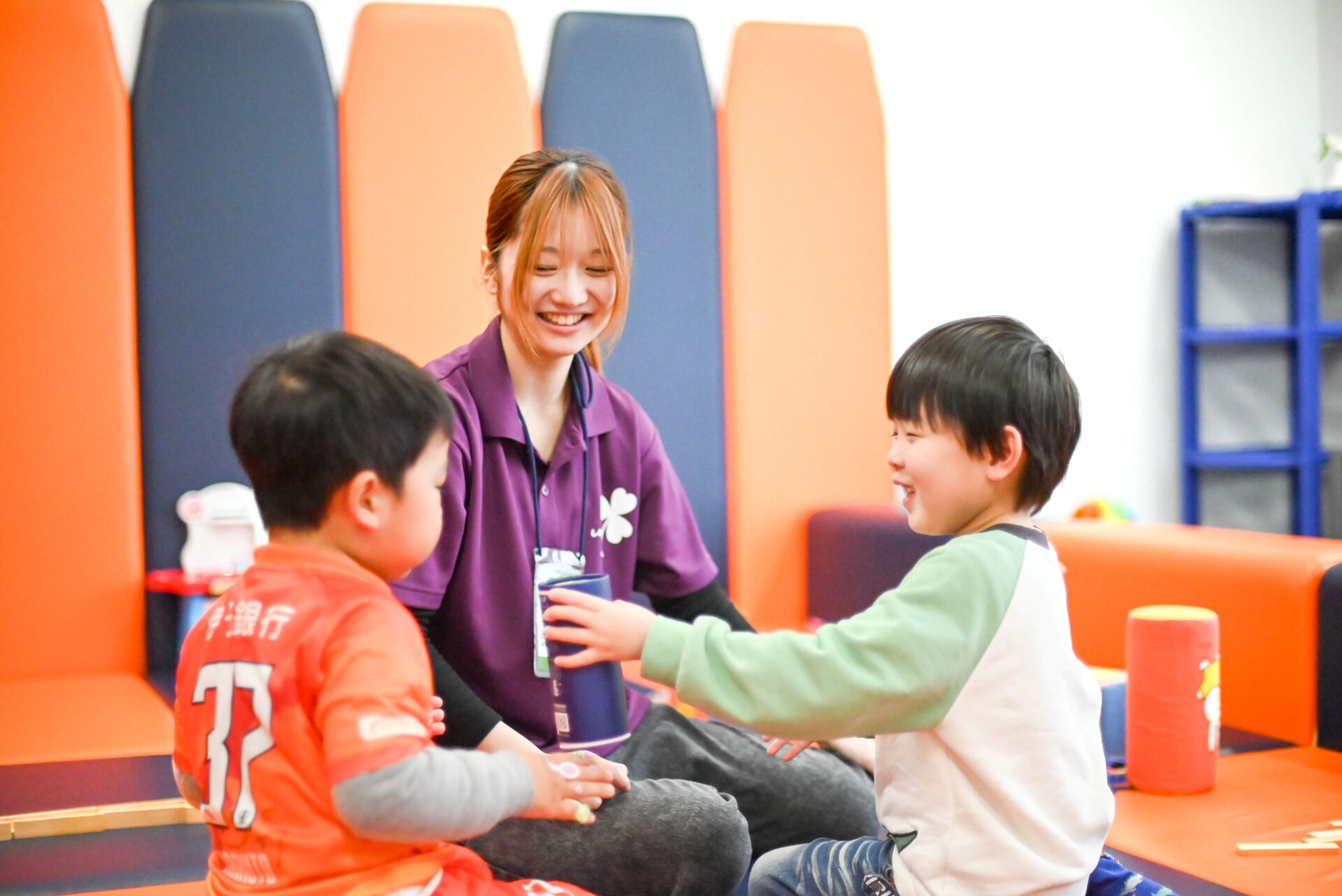 保育科が愛媛FCホームゲームで託児ボランティアを実施